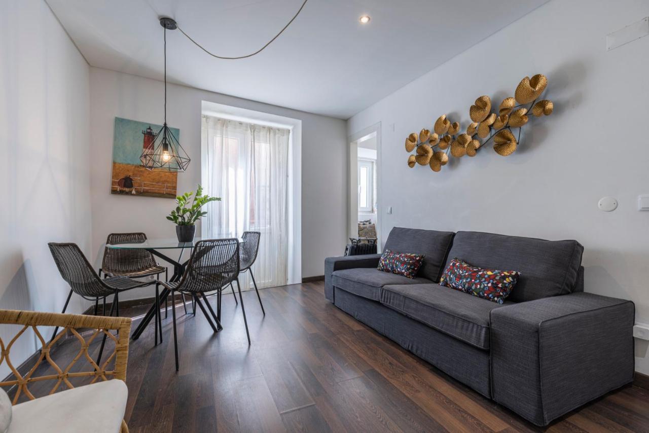 Alfama'S Heart Apartment By Lovelystay Lisboa Exterior foto